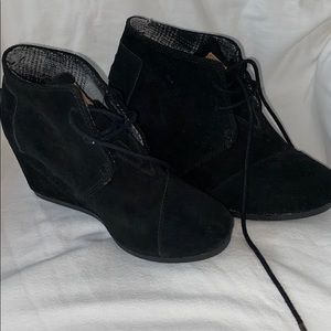 Tom’s Lace Up Bootie Wedges